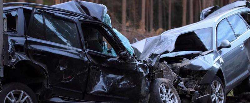 A Head on collision crash scene