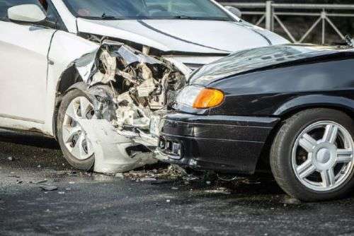 Roswell car accident lawyer concept image, car crash