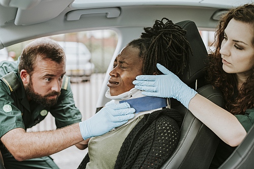 a car crash causes multiple trauma to people in the vehicle