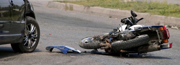georgia motorcycle accident lawyer-helmet
