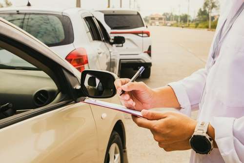 Atlanta uninsured motorist accident lawyer, car accident lawyer, personal injury lawyer, uninsured motorist, The Weinstein Firm Atlanta uninsured motorist accident lawyers.