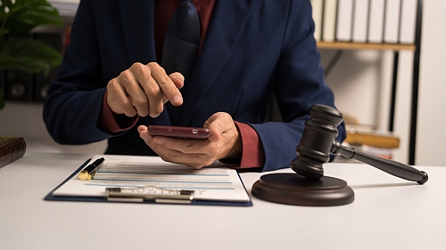 an attorney will calculate the value of your truck accident claim correctly
