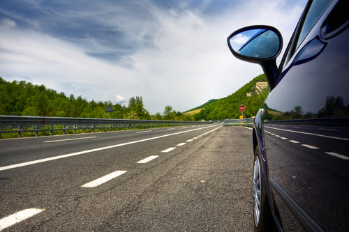 Atlanta car accident lawyer, Atlanta, GA – High-Speed Crash on I-85 South Injures One Driver
