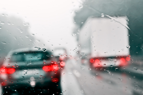 Atlanta car accident lawyer, Atlanta, GA – Rain-Related Crash on I-75/85 South Causes Traffic Delays Near I-20