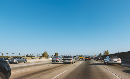 Atlanta car accident lawyer, Atlanta, GA – Right Lane Blocked on I-20 East Following Crash Near Riverside Parkway